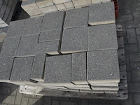 4 paletten grote klinkers ca. 17 m2 (zonder pvc paletten) - afbeelding 2 van  11
