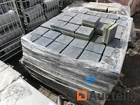 4 pallets klinkers verschillend - afbeelding 2 van  16