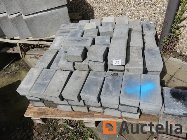 4 pallets klinkers verschillend - afbeelding 1 van  16