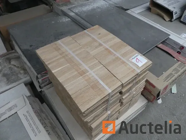4 pallets van verschillende tegels - afbeelding 3 van  25