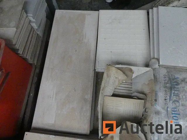 4 pallets van verschillende tegels - afbeelding 7 van  25