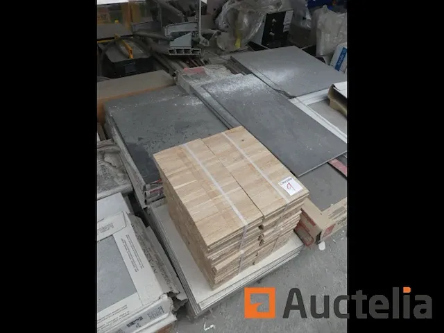 4 pallets van verschillende tegels - afbeelding 9 van  25