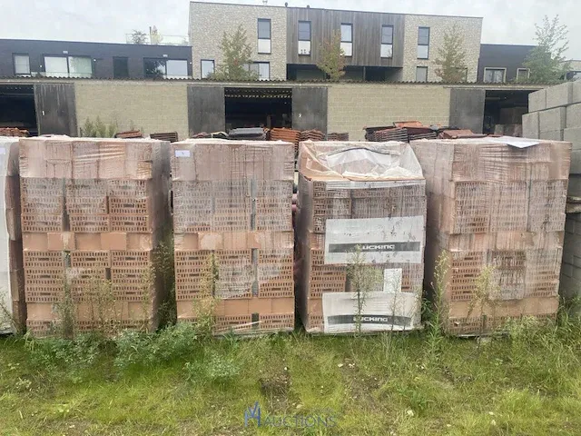 4 palletten snelbouwstenen - afbeelding 1 van  5