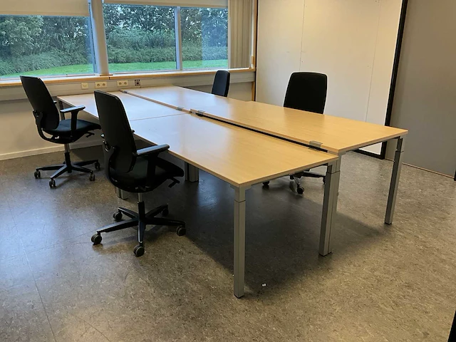 4-persoons bureau eiland steelcase - afbeelding 1 van  18