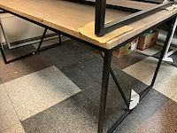 4-persoons design eetkamertafel - afbeelding 1 van  3