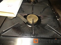4-pits gasbrander + mareno geïntegreerde oven - afbeelding 8 van  9