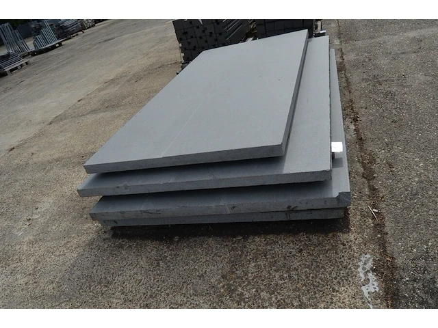 4 platen in graniet verzoet, blauw, 3x afm. 220x125x5, 1x afm. 220x105x5 - afbeelding 3 van  5