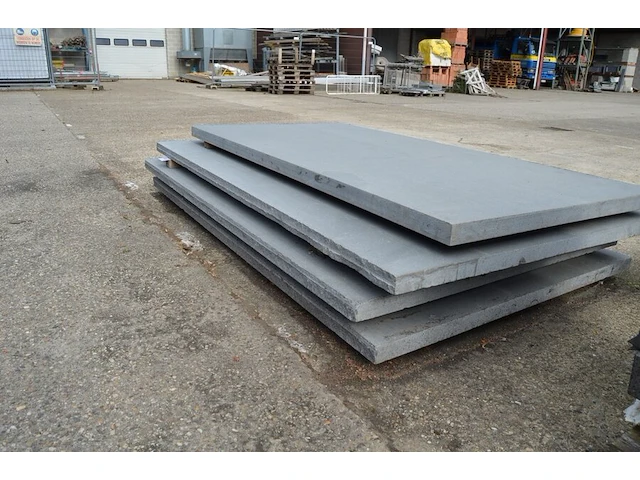 4 platen in graniet verzoet, blauw, 3x afm. 220x125x5, 1x afm. 220x105x5 - afbeelding 5 van  5