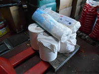 4 poetsrollen incl 2rollen bechermplastiek - afbeelding 1 van  1