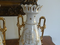 4 porseleinen vazen, 11 porseleinen bloemen - afbeelding 14 van  14