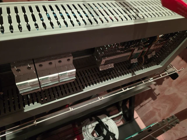 4 professionele frames voor barco led schermen - afbeelding 6 van  16