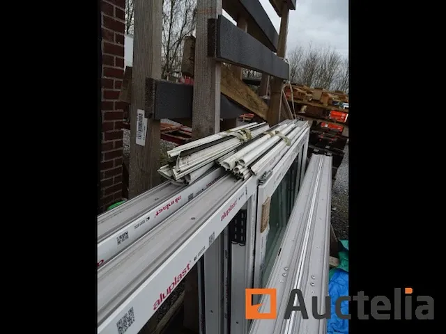 4 raamkozijnen pvc aluplast - afbeelding 3 van  7