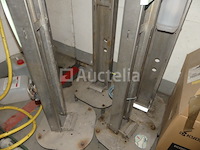 4 roestvrijstalen kolommen hydroalcoholische gel dispenser - afbeelding 3 van  6