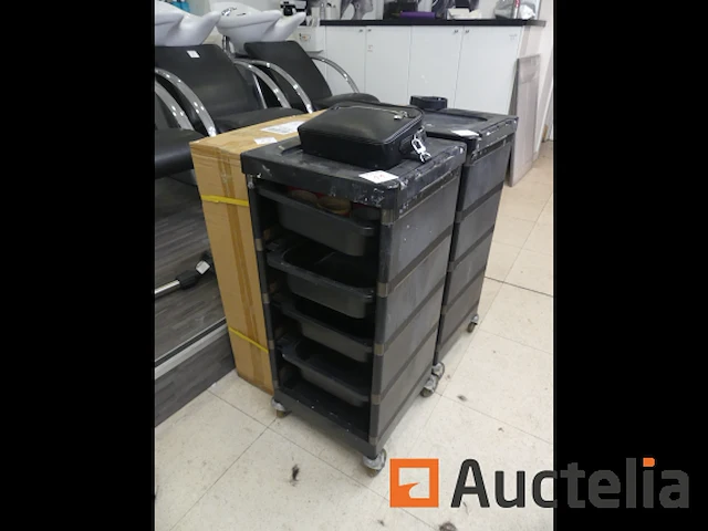4 roltafels 4 lades met inhoud - afbeelding 1 van  5
