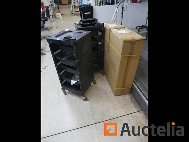 4 roltafels 4 lades met inhoud - afbeelding 5 van  5