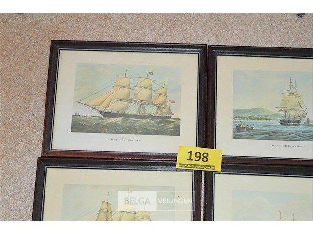 4 schilderijtjes met boten - afbeelding 2 van  3