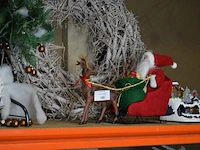 4 sets kerstlampjes, kerstkrans, sierstuk winter, sierstuk kerstman met slee, kunstof kerstboom - afbeelding 12 van  12