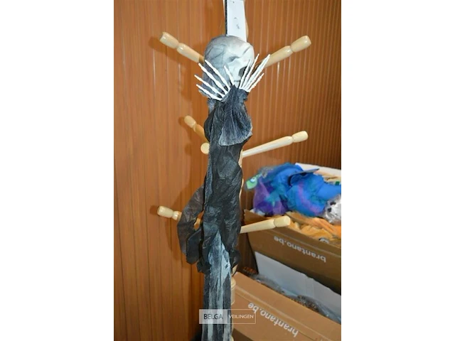 4 skulls - afbeelding 1 van  4