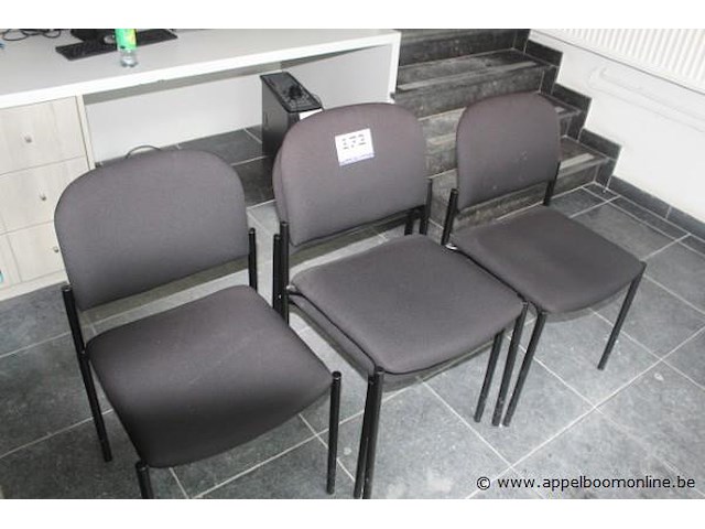 4 stapelbare burostoelen - afbeelding 1 van  1