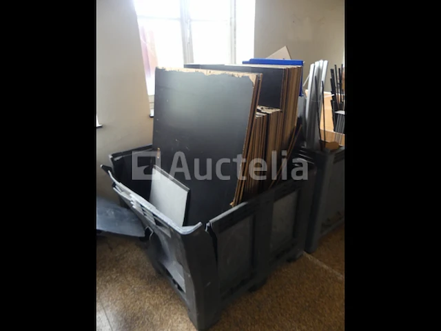4 stapelbare plastic containers - afbeelding 9 van  11