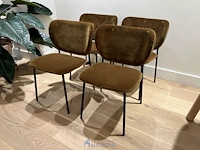 4 stoelen fest