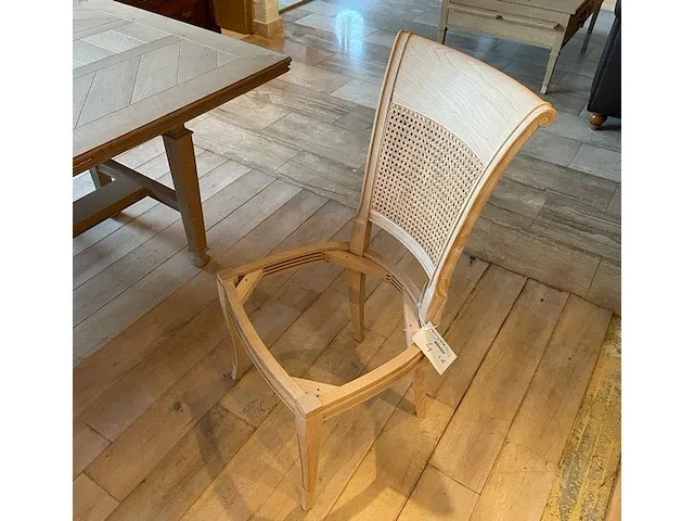 4 stoelen in massieve eik - afbeelding 1 van  8