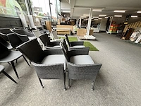 4 stoelen wicker met kussens - afbeelding 2 van  5