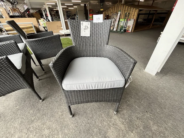 4 stoelen wicker met kussens - afbeelding 4 van  5