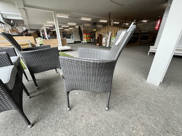 4 stoelen wicker met kussens - afbeelding 5 van  5