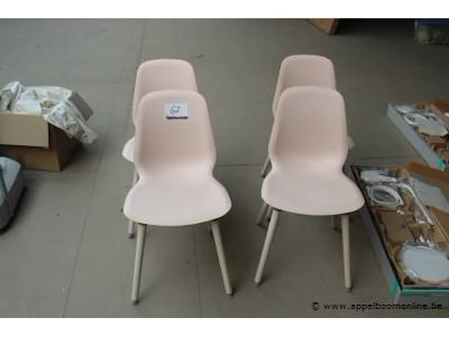 4 stoelen - afbeelding 1 van  1