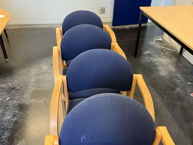 4 stoelen - afbeelding 3 van  3