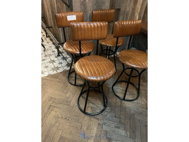4 stoelen - afbeelding 2 van  2