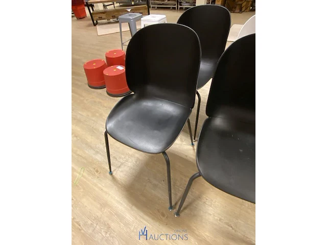 4 stoelen - afbeelding 2 van  3