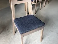 4 stoelen - afbeelding 1 van  6