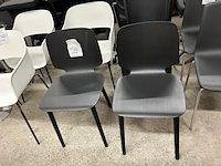 4 stoelen - afbeelding 1 van  4