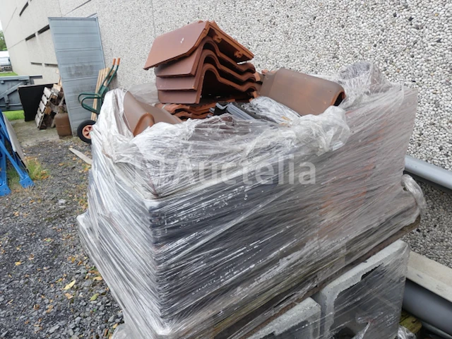 4 tegel pallets - afbeelding 1 van  17