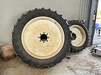 4 tractorbanden - afbeelding 1 van  5