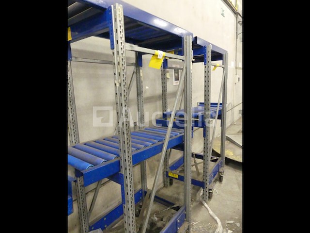 4 trolleys met rollenband - afbeelding 8 van  9