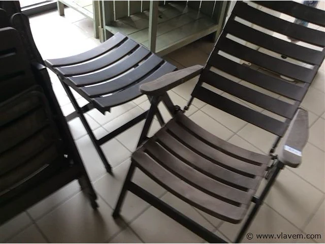4 tuinstoelen + bankje - afbeelding 1 van  2