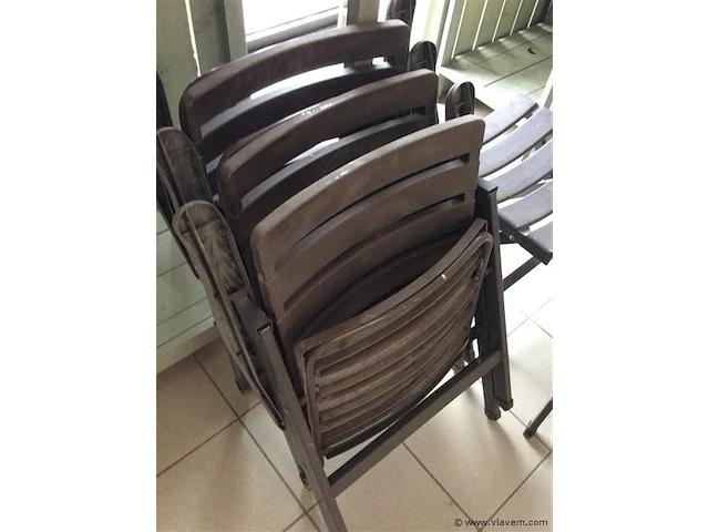 4 tuinstoelen + bankje - afbeelding 2 van  2