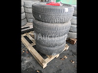 4 tweedehands winterbanden op hankook aluminium velg (afmetingen: 215/70 r16 100t) - afbeelding 5 van  6