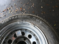 4 tweedehands winterbanden op maxxis victrasnow suv stalen velg (afmetingen: 205/70 r15 96h) - afbeelding 1 van  6