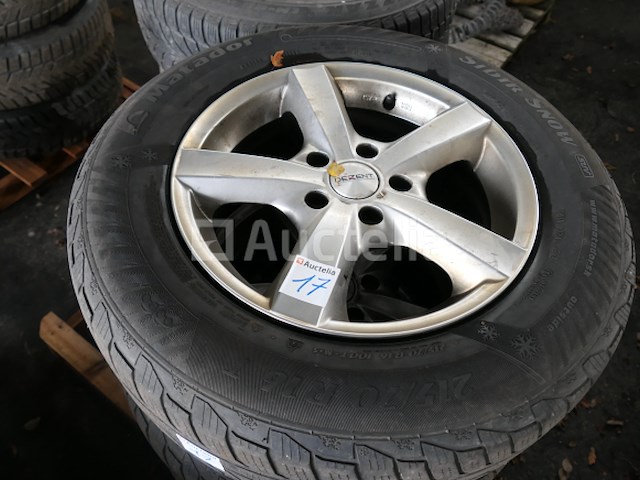 4 tweedehands winterbanden op natador spidirsnow aluminium velg (afmetingen: 215/70r16 100t) - afbeelding 2 van  6