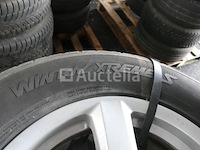 4 tweedehands winterbanden op vredestein wintrak extreme velg - afbeelding 2 van  8