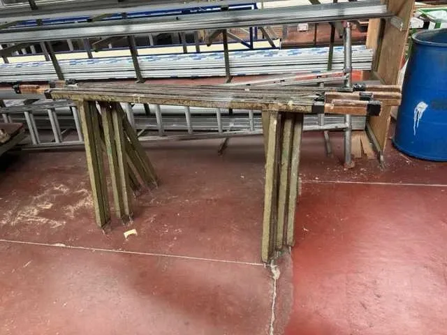 4 uitschuifbare schragen - afbeelding 1 van  2