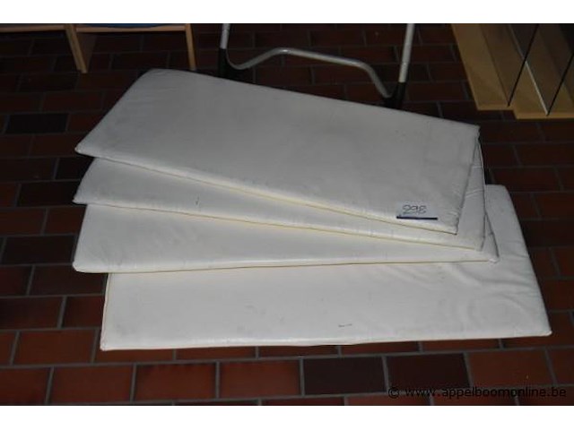 4 valmatten - afbeelding 1 van  1