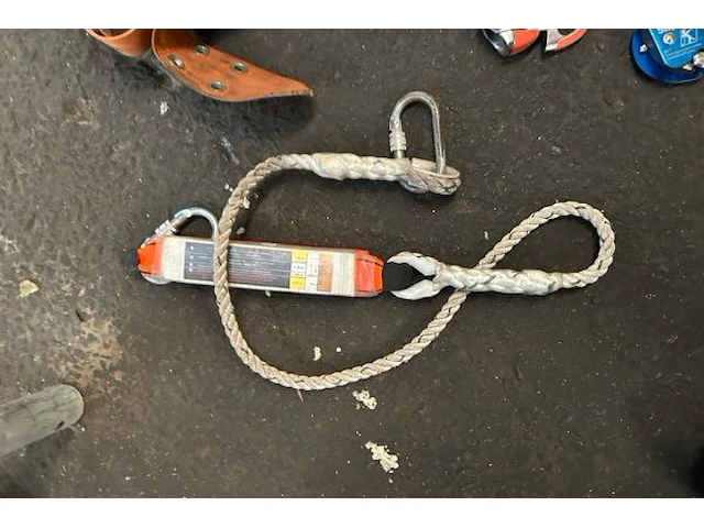 4 veiligheidsharnassen vertisafe - afbeelding 4 van  6