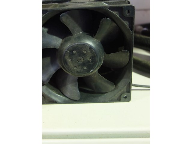 4 ventilators - afbeelding 2 van  3