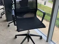 4 verrijdbare typistenstoelen vitra - afbeelding 2 van  5