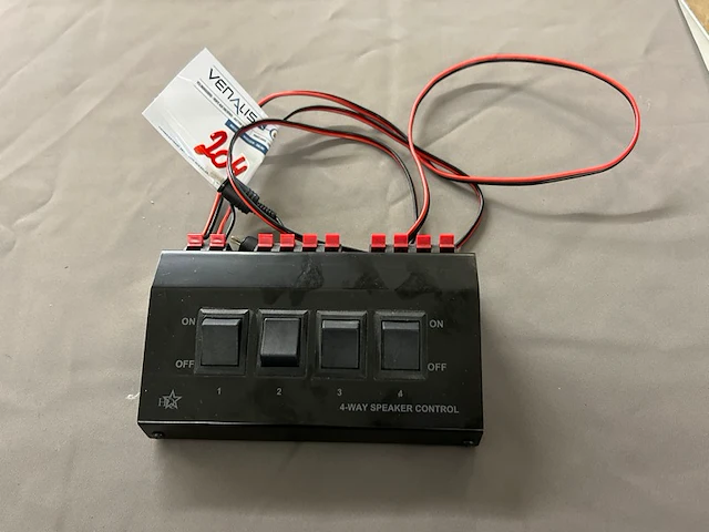 4 way speaker control hq - afbeelding 1 van  5